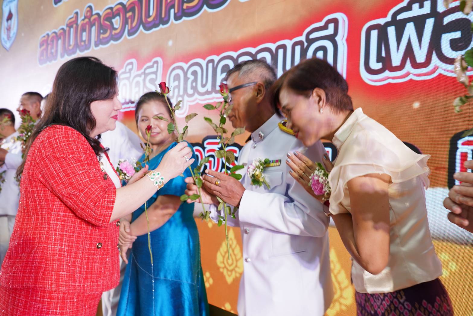 IMAGE - 3297