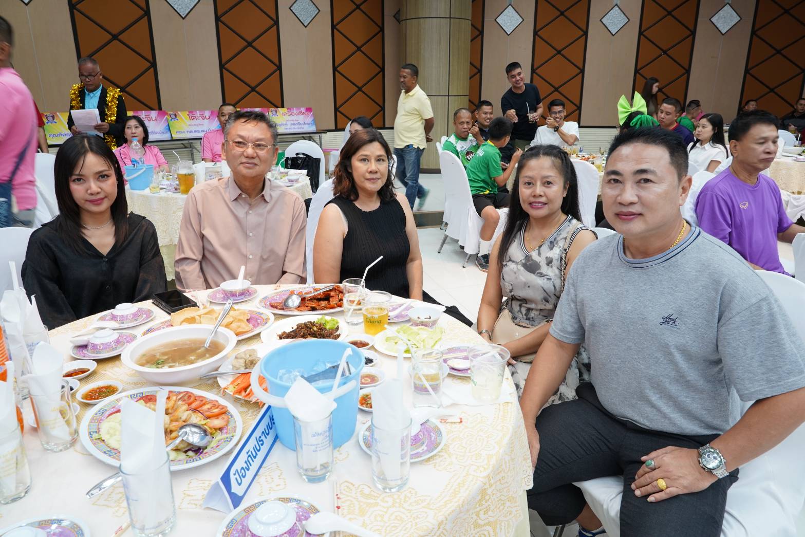 IMAGE - 3552