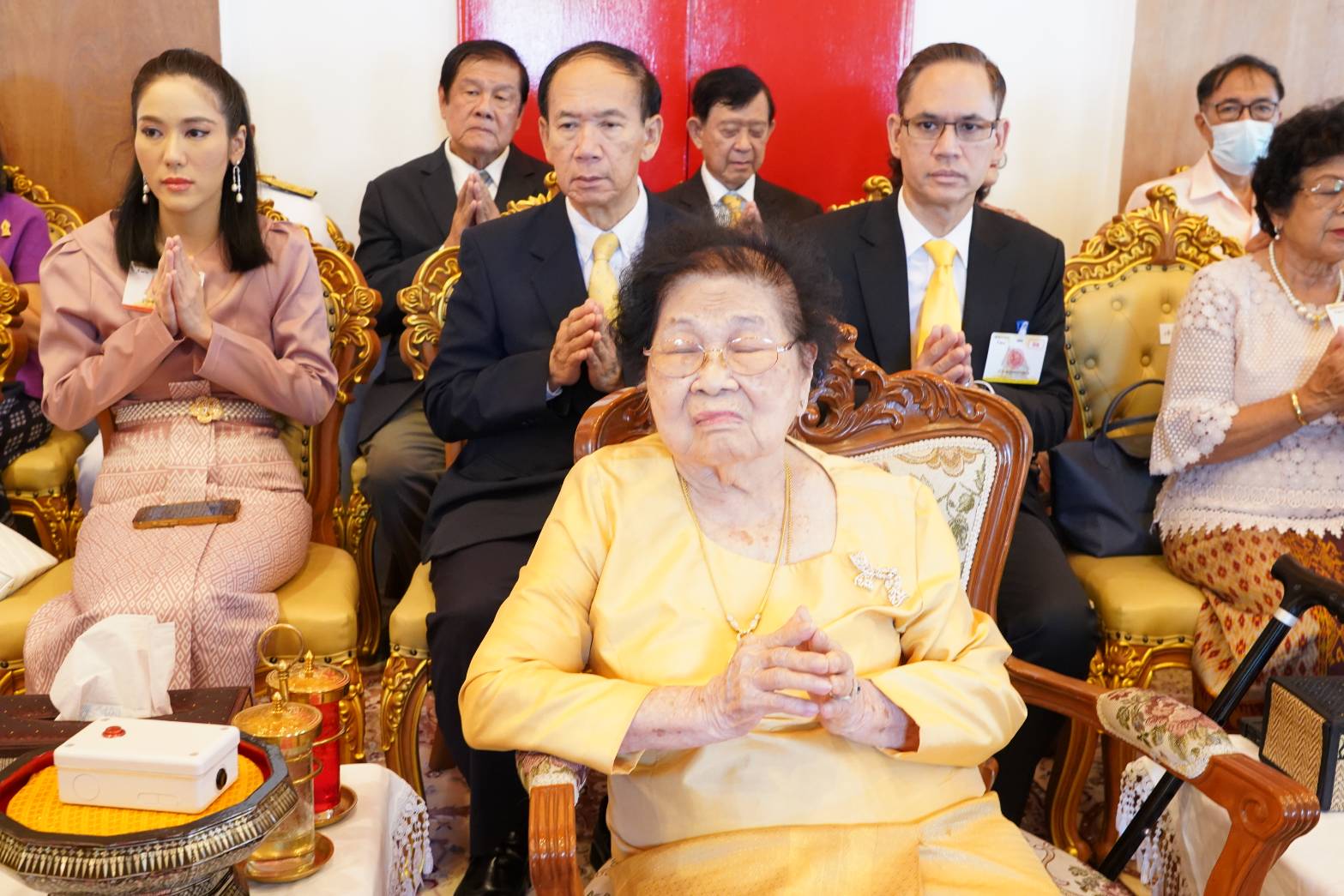 IMAGE - 3648